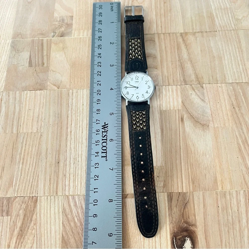 Vintage Timex silver tone brown leather watch NEW BATTERY